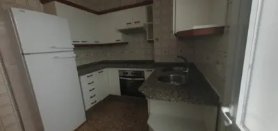 Piso en alquiler en Calle del Doctor Loureiro Crespo, cerca de Calle de Forcarei, A Seca-Os Salgueriños (Pontevedra Capital) de 700 €<span>/mes</span>