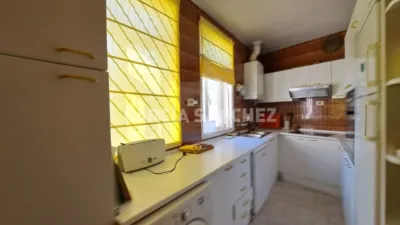 Chalet adosado en venta en Calle de la Principal, Boiro de 350.000 €