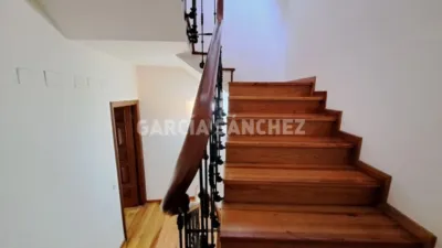 Chalet adosado en venta en Calle de la Principal, Boiro de 350.000 €