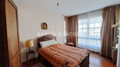 Chalet adosado en venta en Calle de la Principal, Boiro de 350.000 €