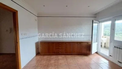 Piso en calle Cimadevila photo 3