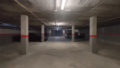 Garaje en venta en Carrer de la Flor Natural, Els Masos (El Vendrell) de 6.500 €