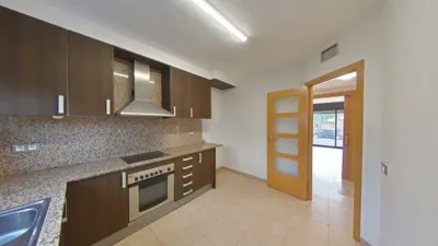 Chalet adosado en venta en Carrer d'Elisenda Montcada, Roda de Berà de 320.000 €