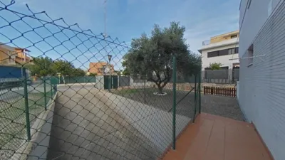 Chalet adosado en venta en Carrer d'Elisenda Montcada, Roda de Berà de 320.000 €