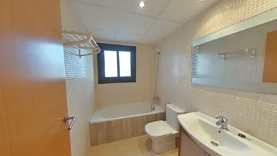 Chalet adosado en venta en Carrer d'Elisenda Montcada, Roda de Berà de 320.000 €