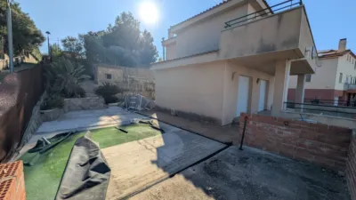 Casa unifamiliar en venta en Carrer del Gessamí, Valldemar-Calafell Parc-Mas Romeu (Calafell) de 254.000 €