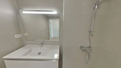 Apartment on Carrer de Cèsar Martinell I Brunet photo 29