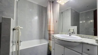 Apartment on Calle de la Virgen de Codés photo 28