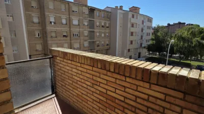 Apartment on Calle de la Virgen de Codés photo 16