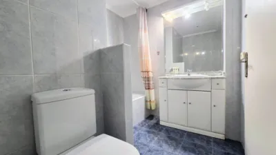 Apartment on Calle de la Virgen de Codés photo 26