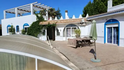 Detached villa at Pasaje los Morenos, No. 2 photo 18