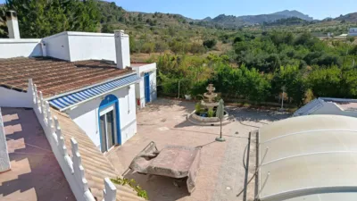 Detached villa at Pasaje los Morenos, No. 2 photo 12