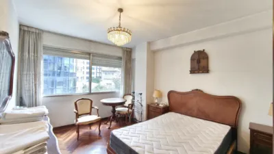 Piso en venta en Calle Doctor Teixeiro, Ensanche (Santiago de Compostela) de 400.000 €
