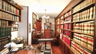 Piso en venta en Calle Doctor Teixeiro, Ensanche (Santiago de Compostela) de 400.000 €