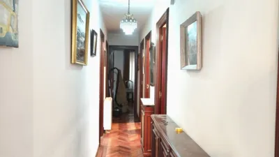 Piso en venta en Calle Doctor Teixeiro, Ensanche (Santiago de Compostela) de 400.000 €