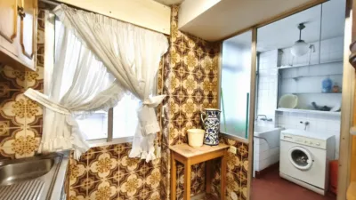 Piso en venta en Calle Doctor Teixeiro, Ensanche (Santiago de Compostela) de 400.000 €
