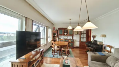 Dúplex en venta en Rúa de Emilio e de Manuel, Castiñeiriño (Santiago de Compostela) de 385.000 €
