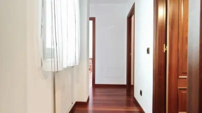 Top floor apartment on Calle de Joaquín Lorenzo photo 28