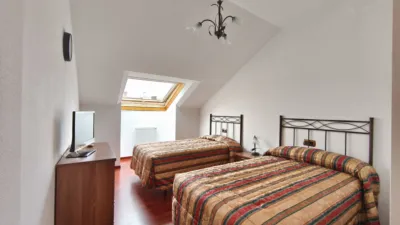 Top floor apartment on Calle de Joaquín Lorenzo photo 18
