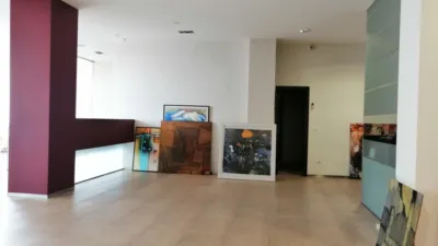 Local comercial en venta en Avenida de Romero Donallo - Más