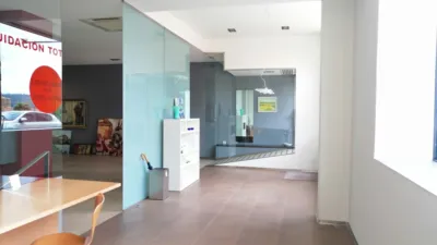 Local comercial en venta en Avenida de Romero Donallo - Vista 3