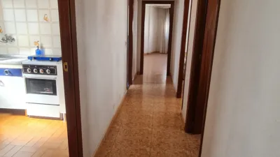 Piso en venta en Calle de las Poesías, 2, Hospital-Rondilla-Santa Clara (Valladolid Capital) de 220.000 €