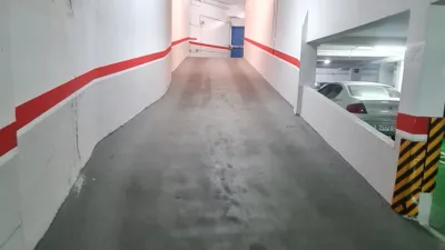 Piso en venta en Calle de las Poesías, 2, Hospital-Rondilla-Santa Clara (Valladolid Capital) de 220.000 €