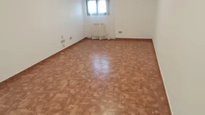 Piso en alquiler en Calle de San José, Zona de la Estación-Cruz Roja (Illescas) de 700 €<span>/mes</span>