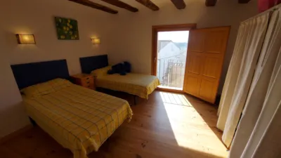 Casa en venta en Calle Medio, 3, Saldon (Saldón) de 128.000 €