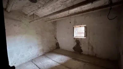 Casa adosada en venta en Calle Compañía, 14, Mora de Rubielos de 89.000 €