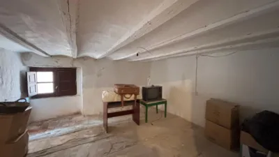 Casa en venta en Calle Doctor Gómez Ferrer, 5, Mora de Rubielos de 65.000 €