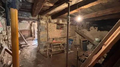 Casa en venta en Calle Doctor Gómez Ferrer, 5, Mora de Rubielos de 65.000 €