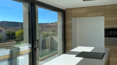 Dúplex en venta en Calle Iglesia, 3, Aguilar del Alfambra de 290.000 €