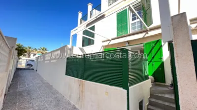 Casa adosada en venta en Carrer Puerto Rico, Guardamar Playa (Guardamar del Segura) de 229.000 €