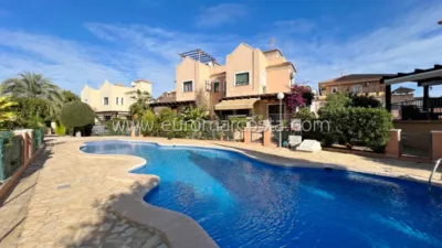 Semi-detached villa on Calle Laguna Rosa photo 43