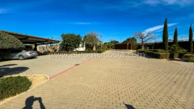 Detached Family Home in Caminal del Rupert photo 2