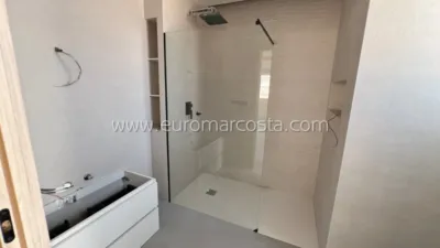 Semi-detached chalet on Carrer de Tollo photo 22