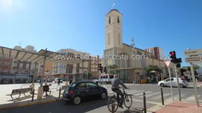 Apartment on Avinguda de Cervantes photo 25