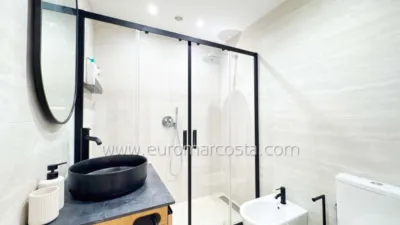 Duplex on Carrer de Rafael Alberti photo 31