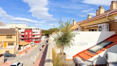 Duplex on Carrer de Rafael Alberti photo 49