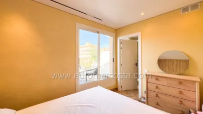 Duplex on Carrer de Rafael Alberti photo 37