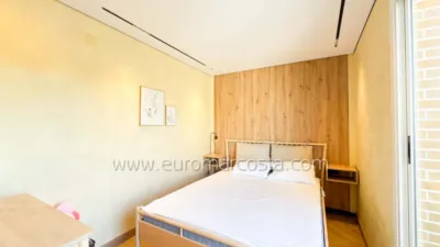 Duplex on Carrer de Rafael Alberti photo 30