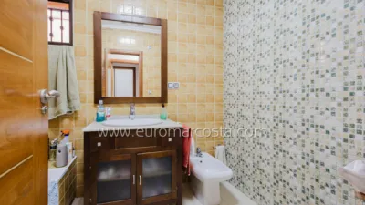 Semi-detached chalet on Carrer César Mateo Cid photo 35