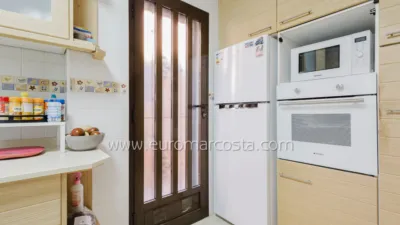 Semi-detached chalet on Carrer César Mateo Cid photo 12