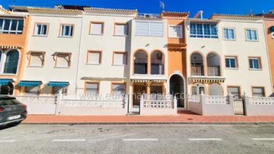 Apartment on Calle de Ramón Rubial Cavias photo 3