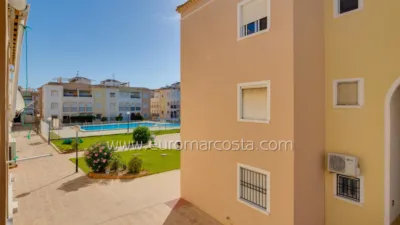Apartment on Calle de Ramón Rubial Cavias photo 21