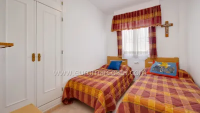 Apartment on Calle de Ramón Rubial Cavias photo 16