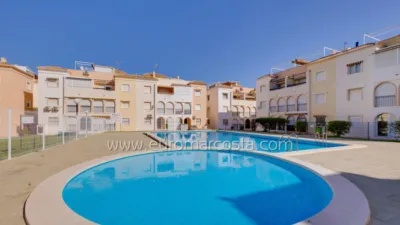 Apartment on Calle de Ramón Rubial Cavias photo 29
