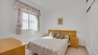 Apartment on Calle de Ramón Rubial Cavias photo 12