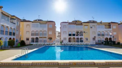 Apartment on Calle de Ramón Rubial Cavias photo 25